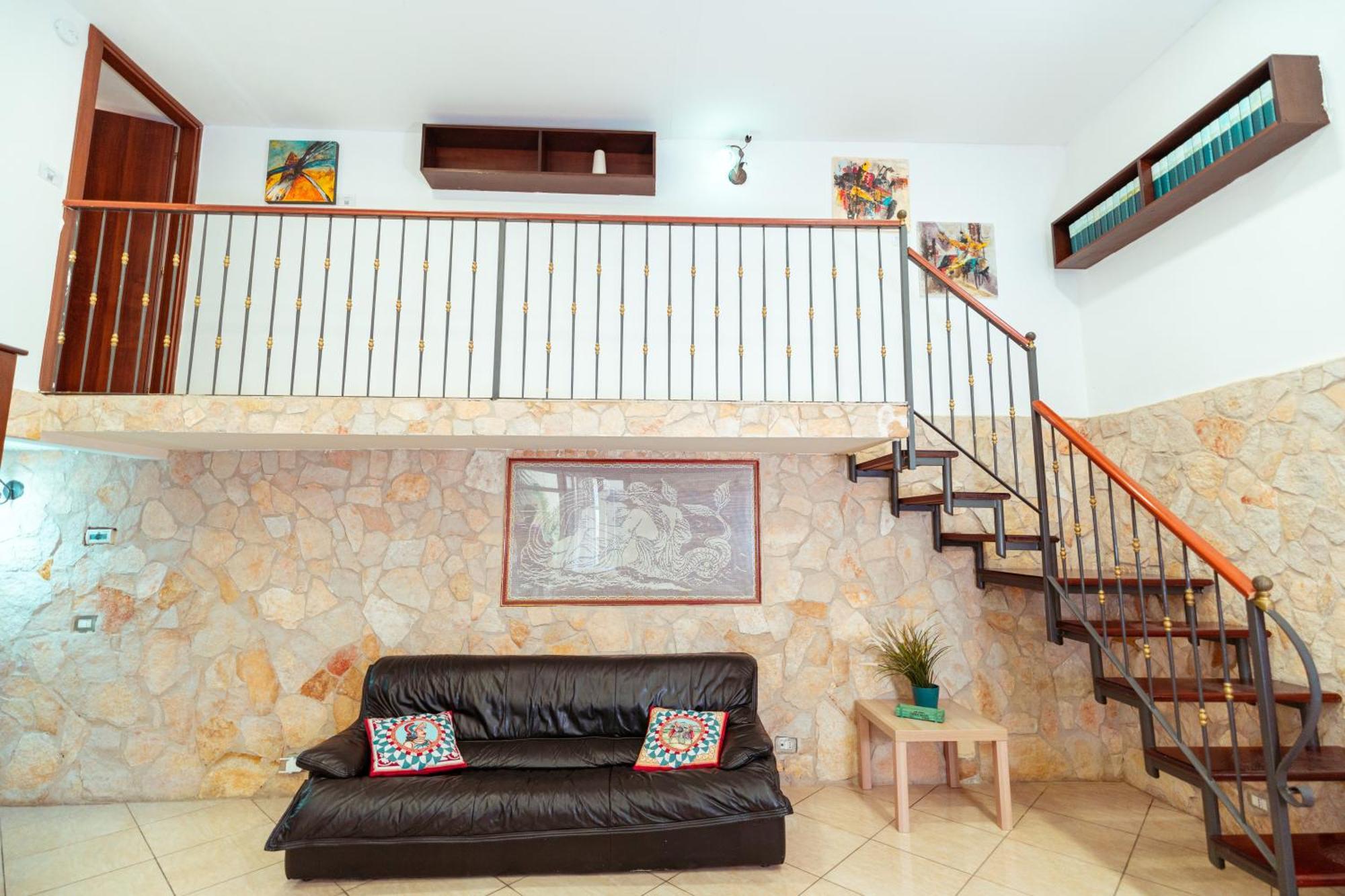 Monserrato House Villa Catánia Buitenkant foto